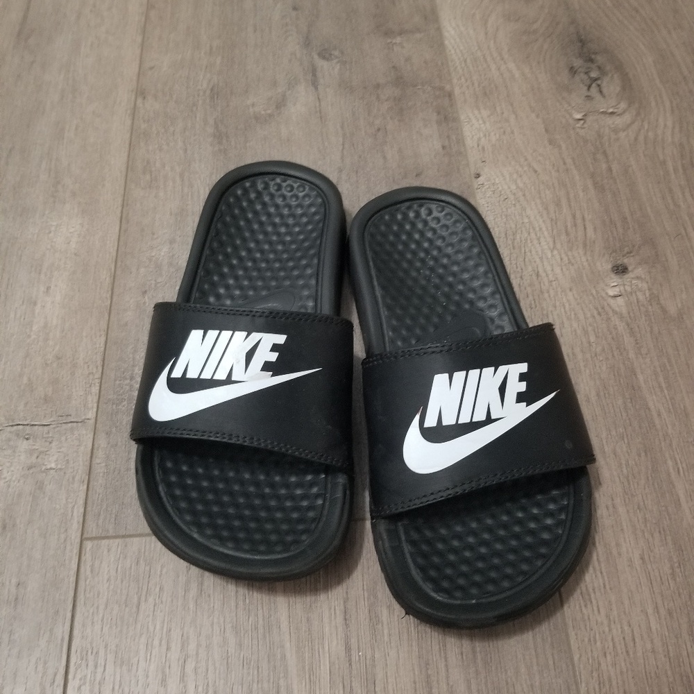 NIKE kids unisex slides